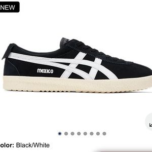 NWOT Onitsuka Tiger Mexico Delegation black unisex